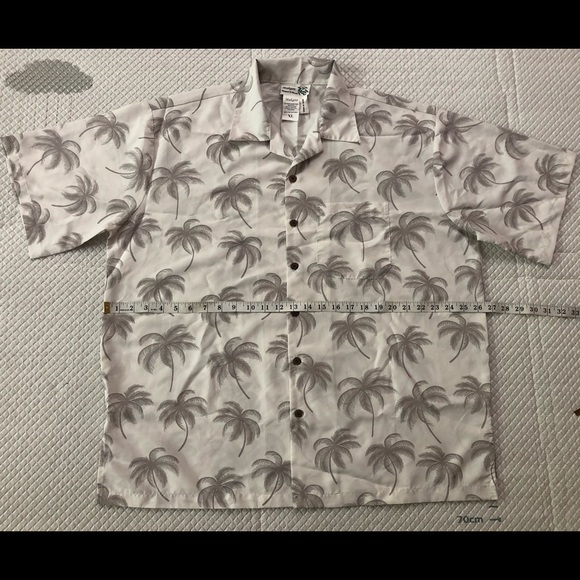 MAKANI MEN’S HAWAIIAN SHIRT - Picture 1 of 1